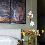 Люстра с белыми цветами на ветвистом каркасе Lure by PELLE варинант исполнения - 3 | Loft Concept в Сочи