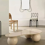 Дизайнерский журнальный стол с изогнутой столешницей на круглых ножках Rigilyr варинант исполнения - 2 | Loft Concept в Сочи