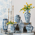 Ваза с крышкой и голубым цветочным рисунком на белом фоне Blue & White Ornament варинант исполнения - 7 | Loft Concept в Сочи