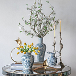 Ваза округлой формы белого цвета с синим растительным узором Blue & White Ornament  варинант исполнения - 6 | Loft Concept в Сочи